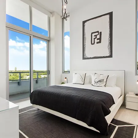 Quadro Residences By Ionica